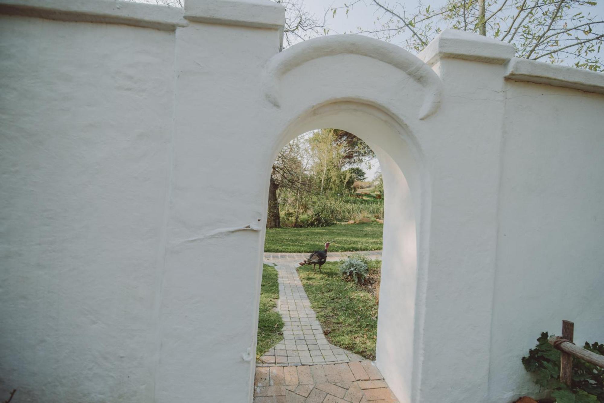 San Gabriel Homestead Сомерсет-Уэст Экстерьер фото